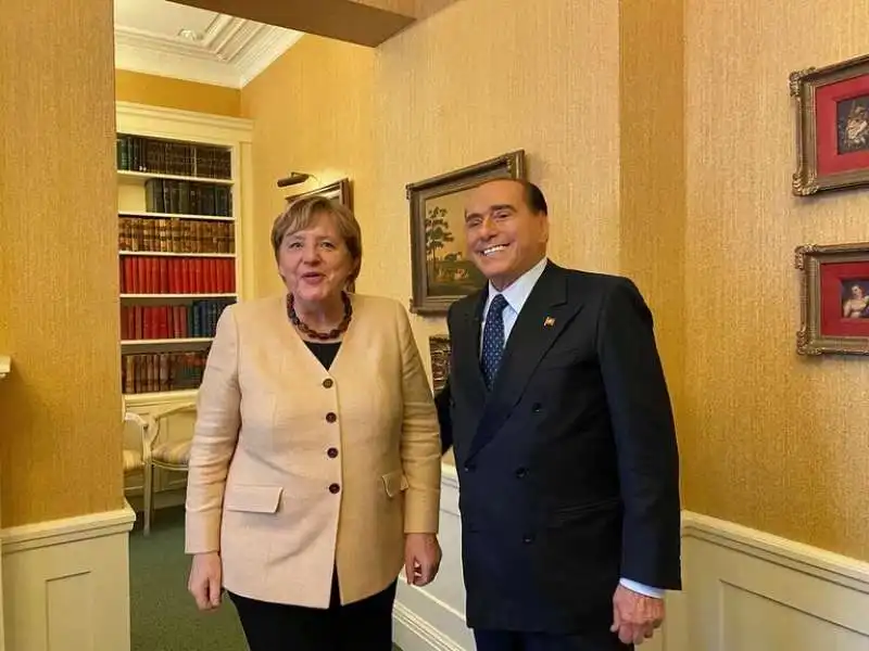 ANGELA MERKEL SILVIO BERLUSCONI 