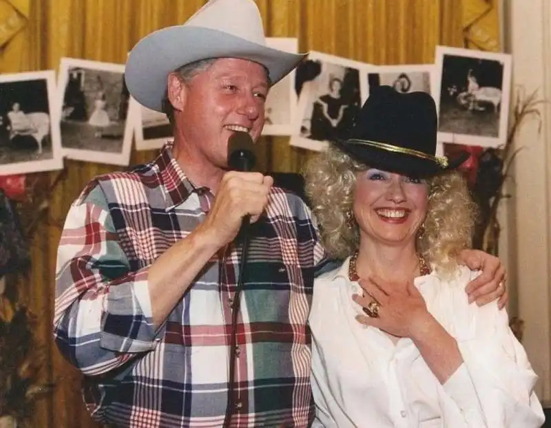 BILL E HILLARY CLINTON 