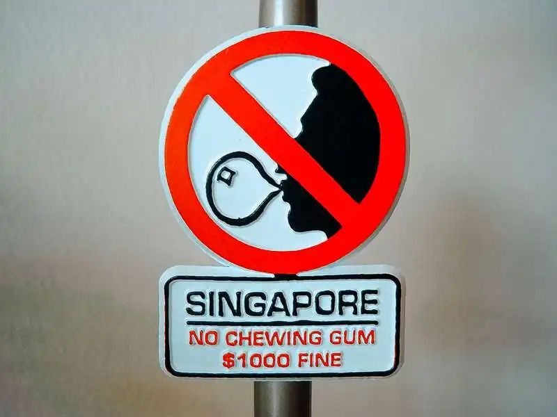 chewing gum singapore 1