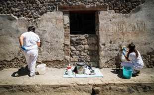 chiusino in marmo rubato a pompei 3