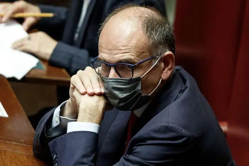 enrico letta torna alla camera 2