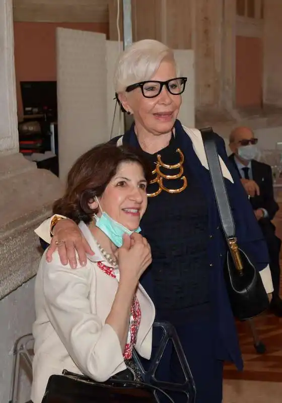 fabiola gianotti  anna fendi  foto di bacco