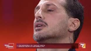 fabrizio corona non e' l'arena