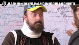 francesco facchinetti intervistato da 'le iene" dopo il pugni di conor mcgregor 6