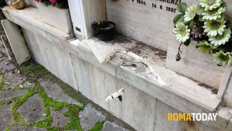 furti cimitero prima porta roma 