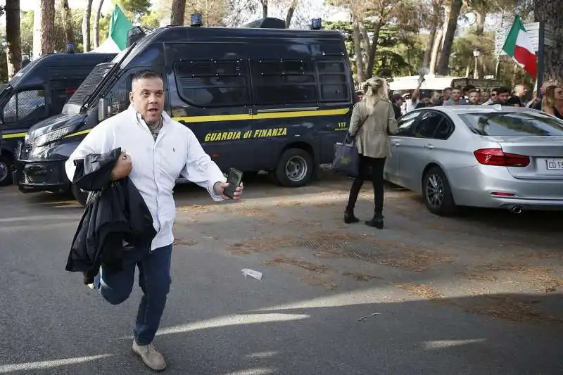 giuliano castellino   manifestazione no green pass  