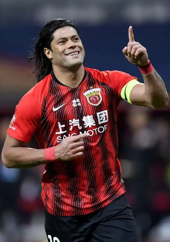 hulk shanghai sipg 