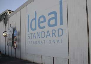 ideal standard chiude il sito a belluno 4