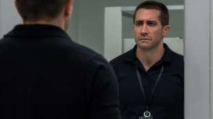 jake gyllenhaal the guilty 1