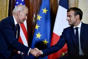 joe biden emmanuel macron