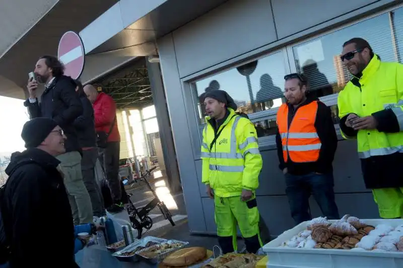 la protesta no green pass al porto di trieste   14