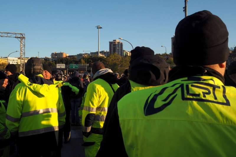 la protesta no green pass al porto di trieste 6