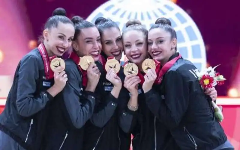 le 'farfalle azzurre' medaglia d'oro ai mondiali di ritmica in giappone 