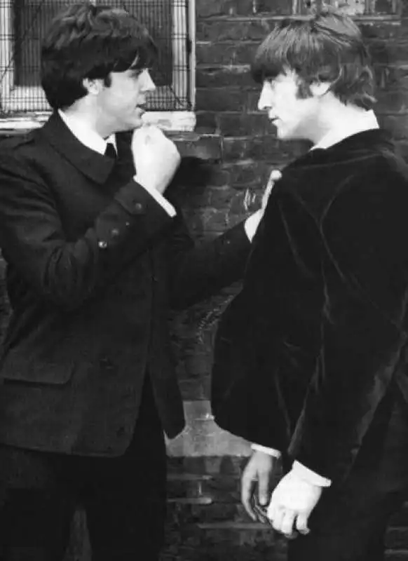 LENNON MCCARTNEY