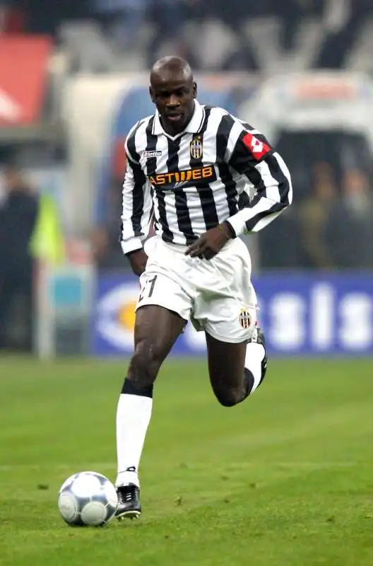 lilian thuram 14