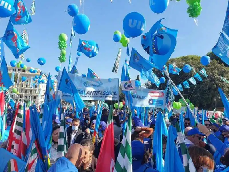 manifestazione dei sindacati a piazza san giovanni