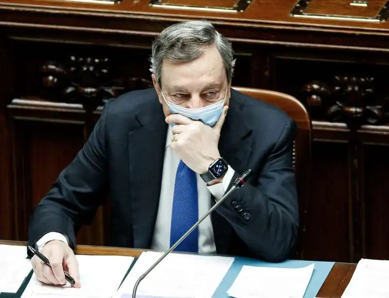 mario draghi alla camera 1