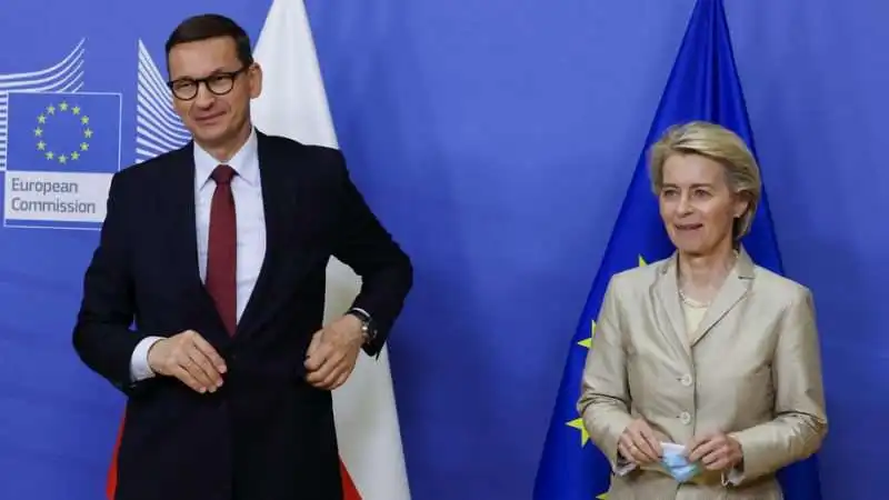 Mateusz Morawiecki von der leyen 6