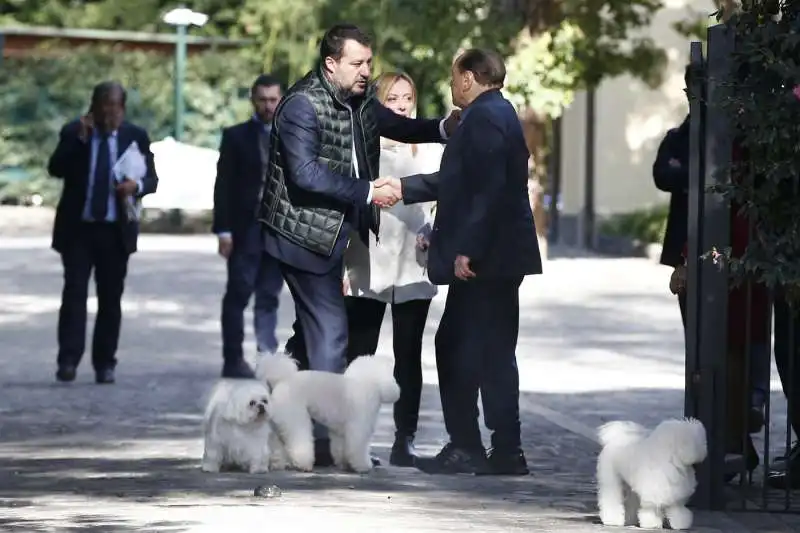 matteo salvini e giorgia meloni incontrano silvio berlusconi nella sua villa a roma 18