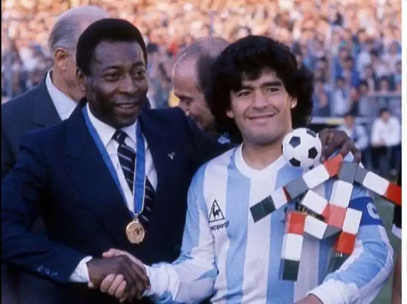 pele maradona.  