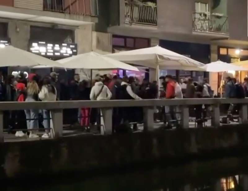 rissa sui navigli di milano 8