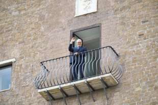 roberto gualtieri si affaccia dal campidoglio 4