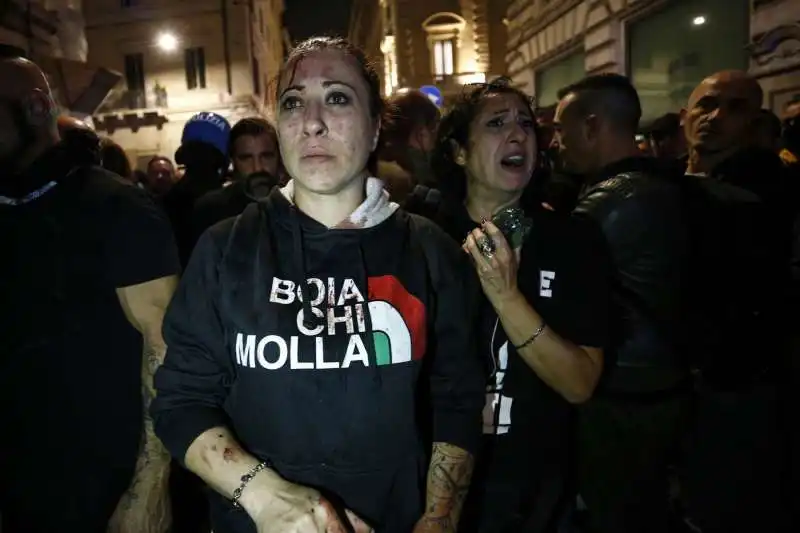 roma, scontri durante la manifestazione dei no green pass   6