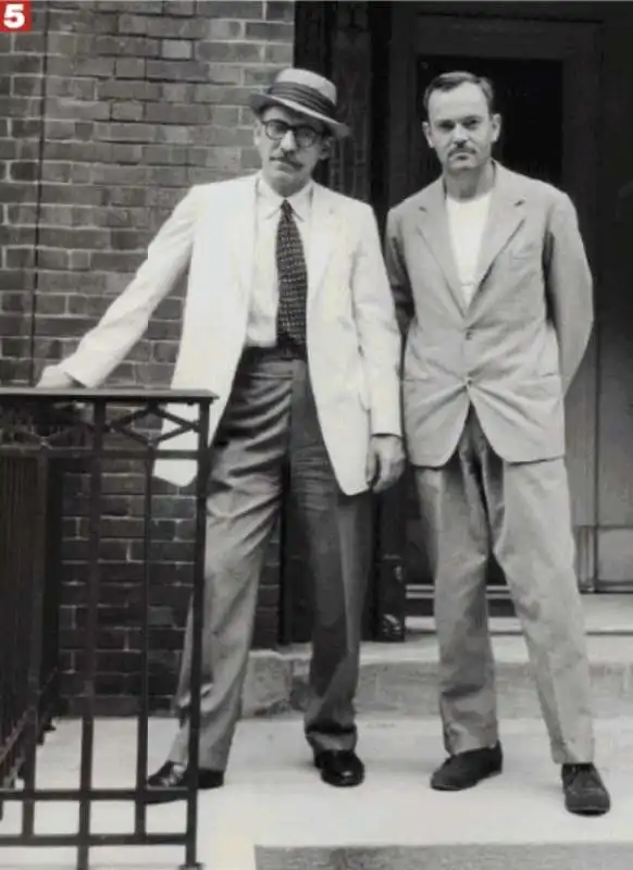 saul steinberg con aldo buzzi nel 1954