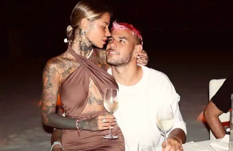 THEO HERNANDEZ ZOE CRISTOFOLI