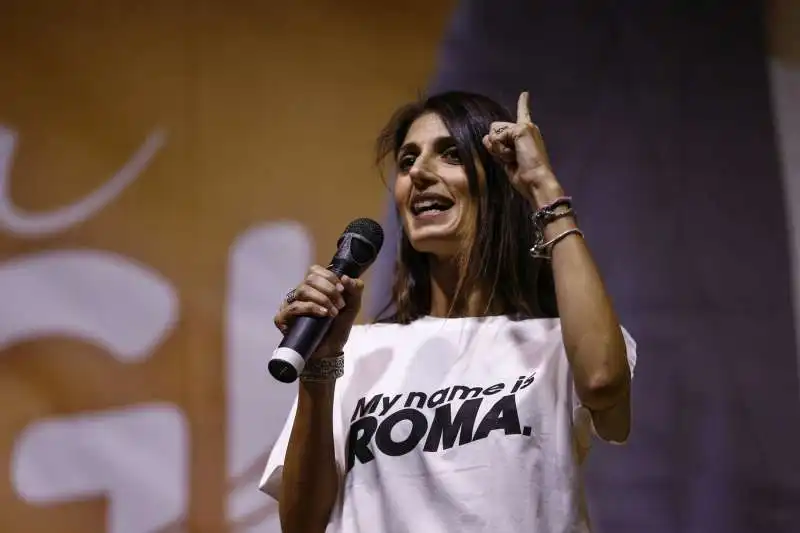 virginia raggi   7