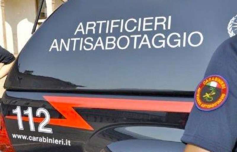 allarme bomba all universita di bari 1