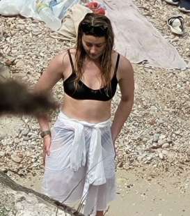 amber heard a maiorca 11