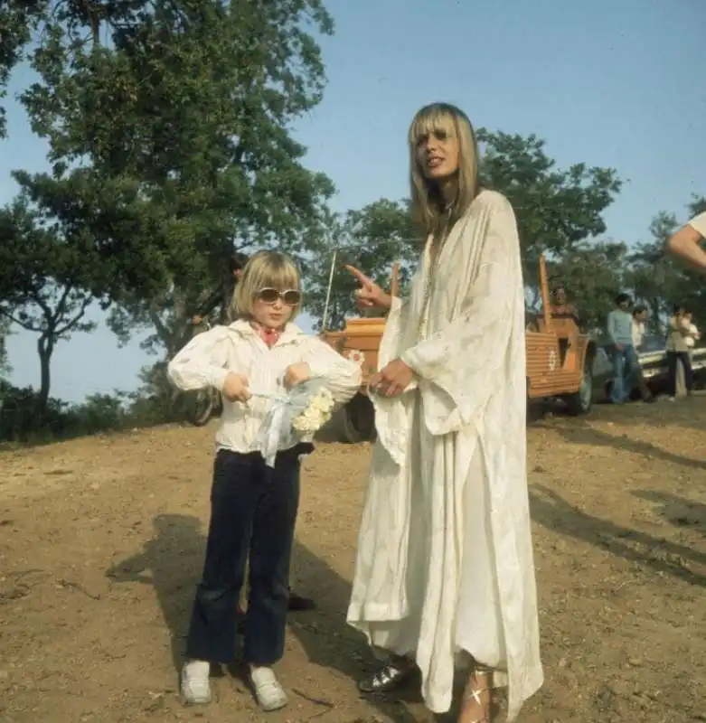 anita pallenberg (2)