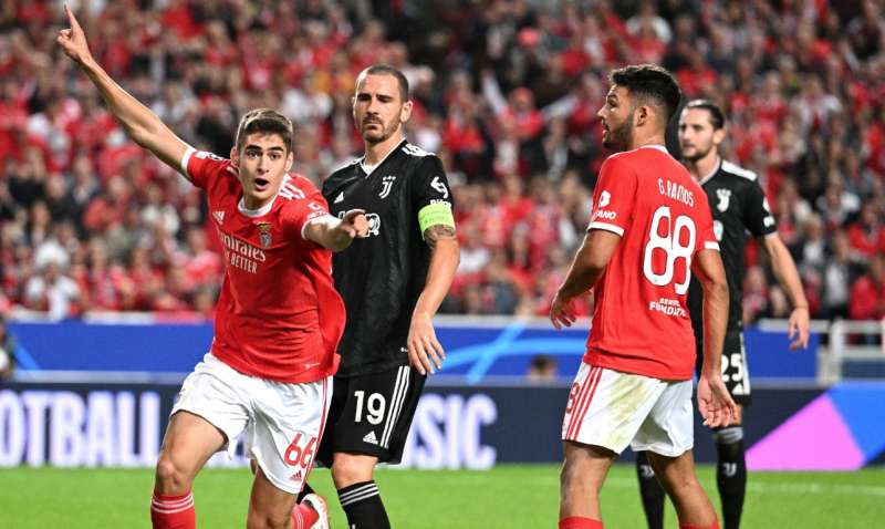 benfica juventus 4