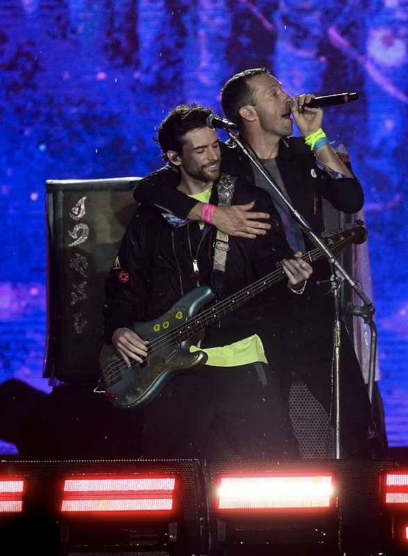 CHRIS MARTIN 3