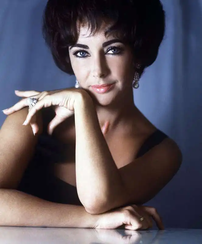 elizabeth taylor fotografata da douglas kirkland 2