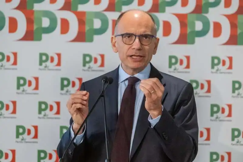 enrico letta alla direzione pd