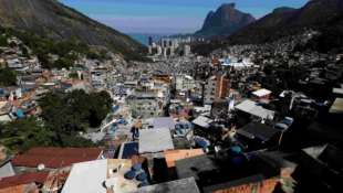 FAVELA RIO DE JANEIRO 3