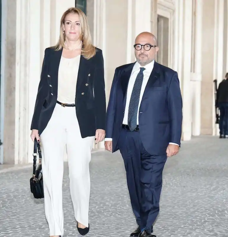 gennaro sangiuliano al quirinale con la moglie federica corsini 