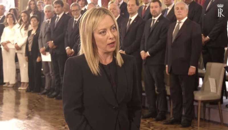 giorgia meloni giura come presidente del consiglio 2