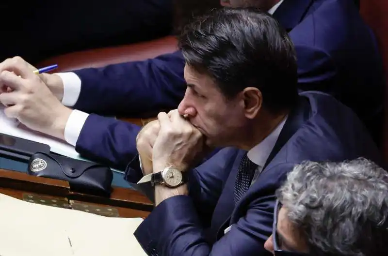 GIUSEPPE CONTE ALLA CAMERA 