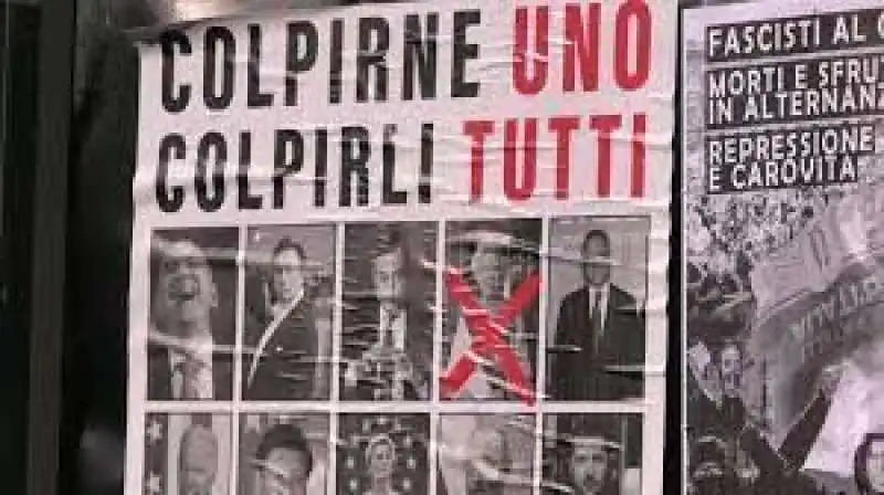 GLI STRISCIONI DEGLI STUDENTI A MILANO 