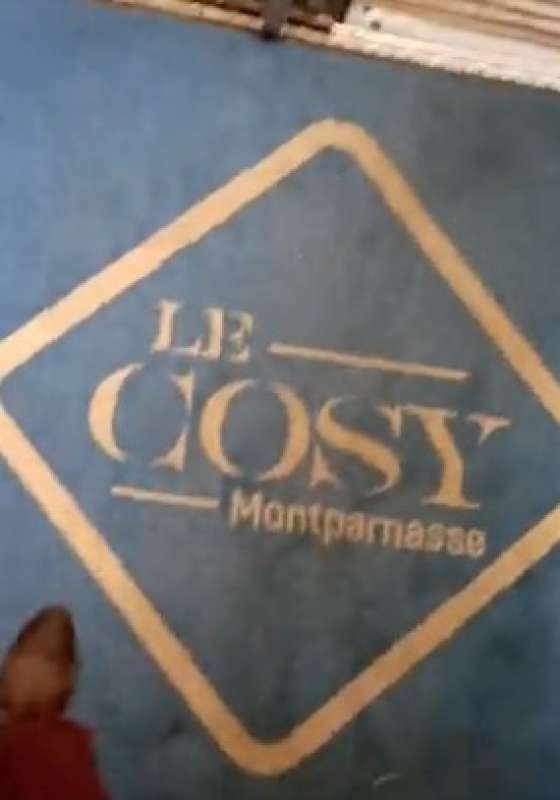 il gestore del cosy montparnasse inneggia a putin 4