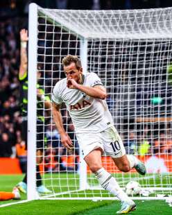 il gol annullato di harry kane 5