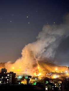 INCENDIO CARCERE DI EVIN IN IRAN 4