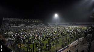 incidenti gimnasia boca juniors 11