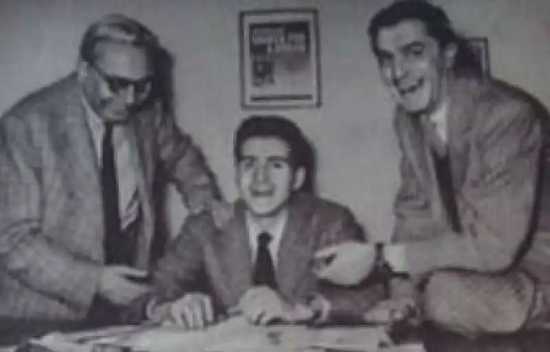 lelio luttazzi con teddy reno e vittorio mascheroni negli uffici della cgd (1949)