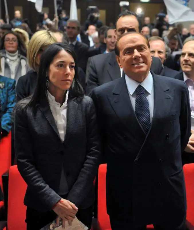 licia ronzulli silvio berlusconi 2 