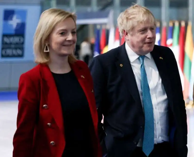 LIZ TRUSS BORIS JOHNSON 