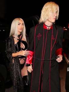 machine gun kelly megan fox halloween 3